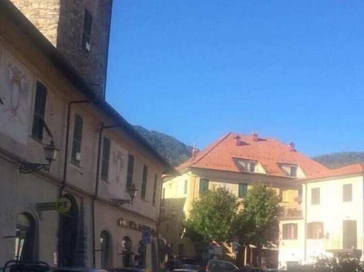 فندق Albergo Magenta