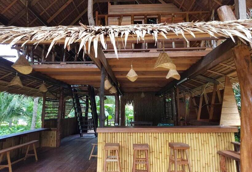 호텔 Antonio S Ko Yao Noi Bed & Pool