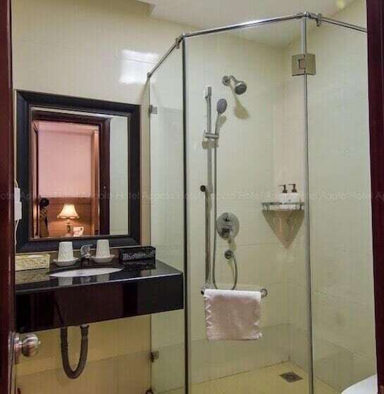 هتل Apollo Airport