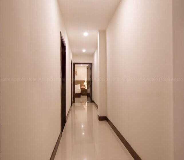 هتل Apollo Airport