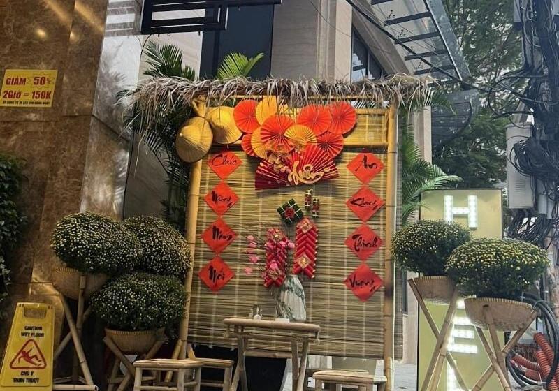 هتل Apollo Airport