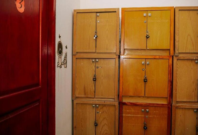 هتل Bụi Hostel Bến Tàu Rạch Giá