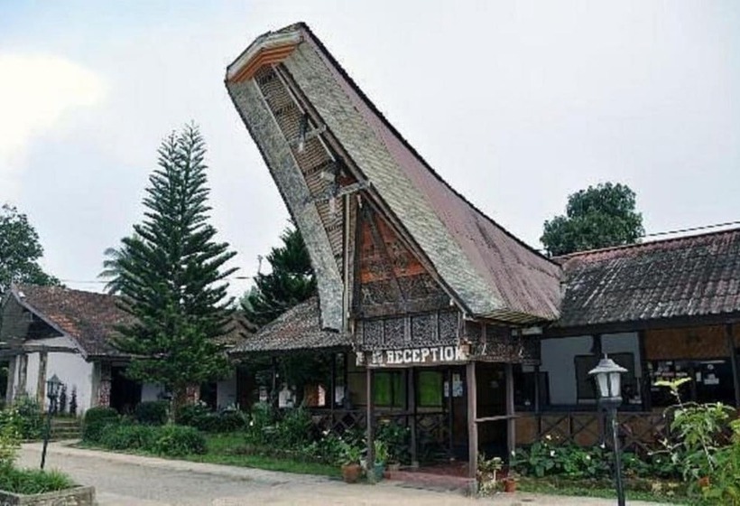 هتل Capital O 91073 Rantepao Lodge