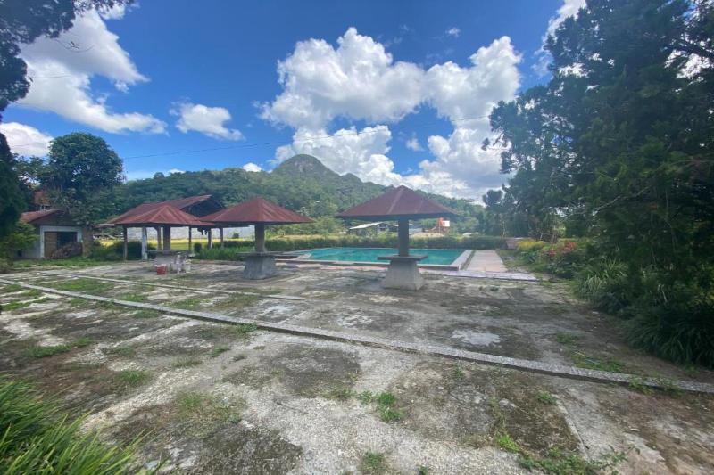 هتل Capital O 91073 Rantepao Lodge