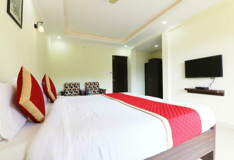 בית מלון כפרי Sai Swastik Luxury Stay