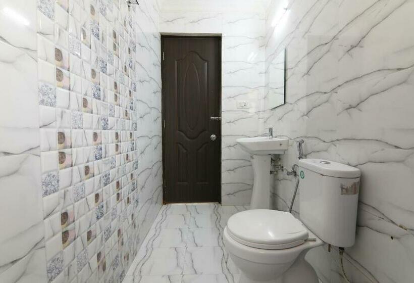 בית מלון כפרי Sai Swastik Luxury Stay