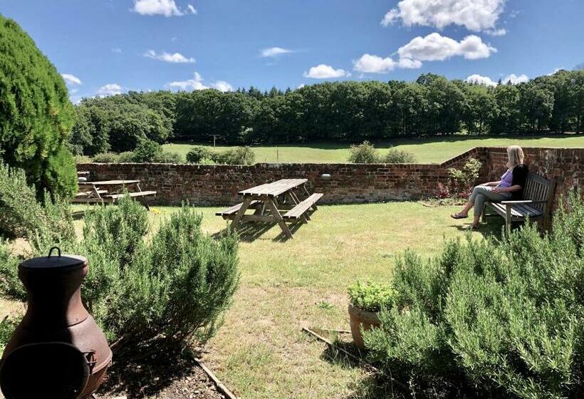 فندق The Pot Kiln