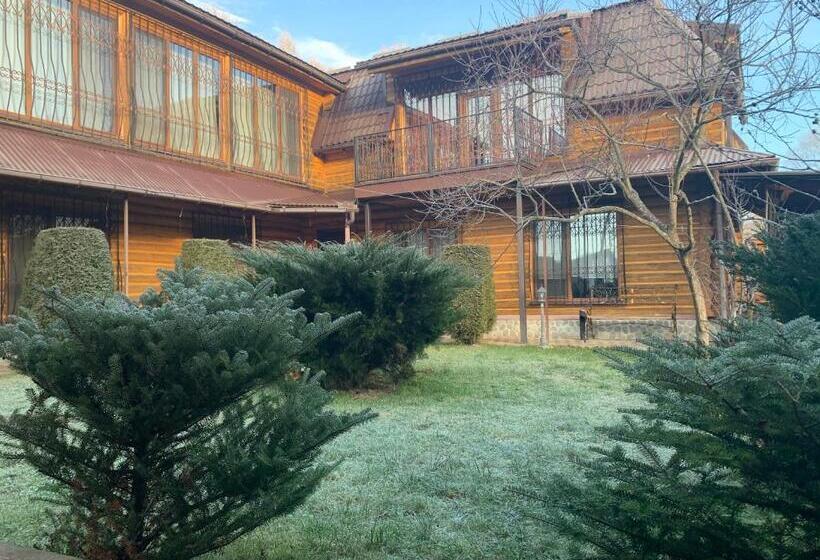 پانسیون будинок в горах