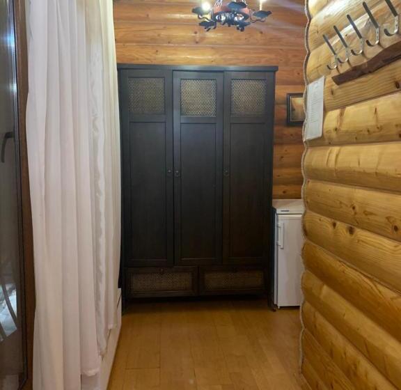 پانسیون будинок в горах