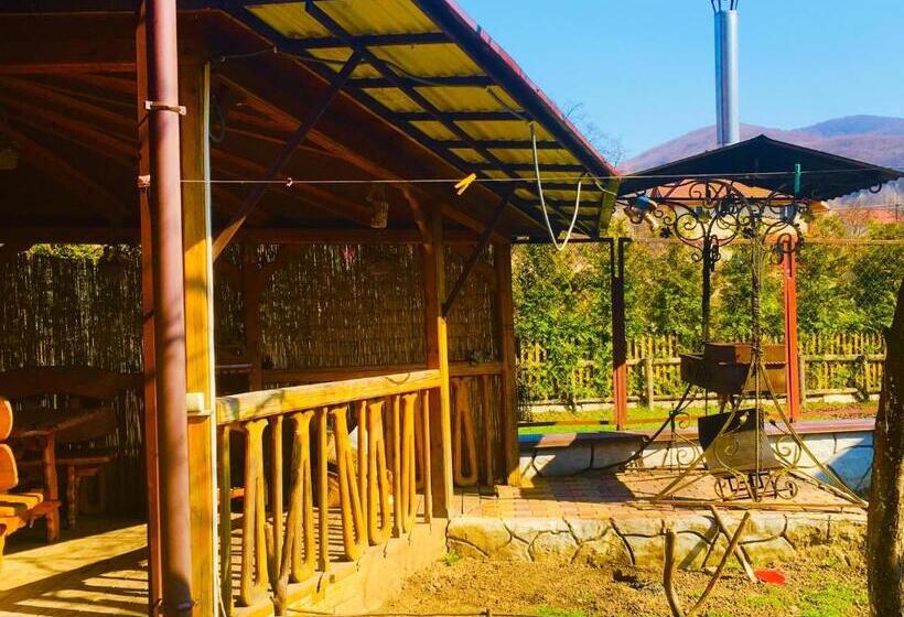 پانسیون будинок в горах