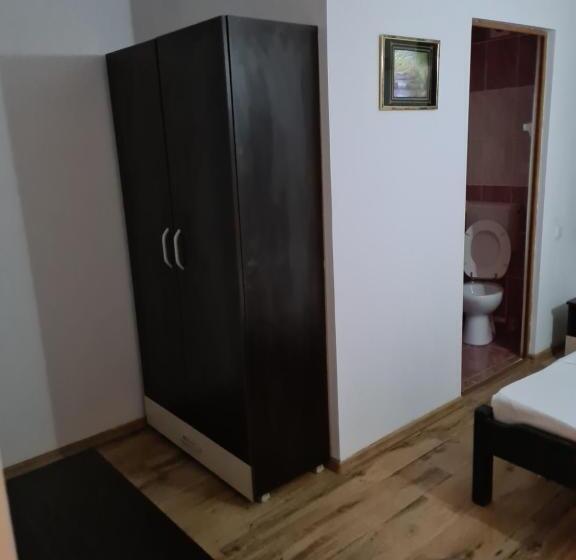 펜션 Camere De închiriat Duly Costinești