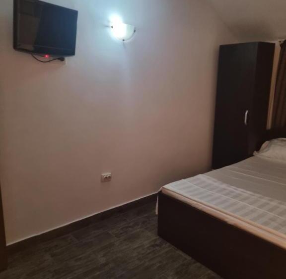 펜션 Camere De închiriat Duly Costinești