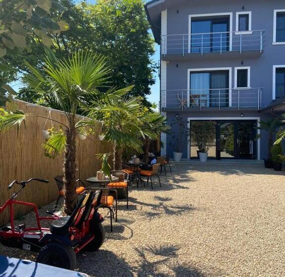 פנסיון Casa Blanca Costinesti