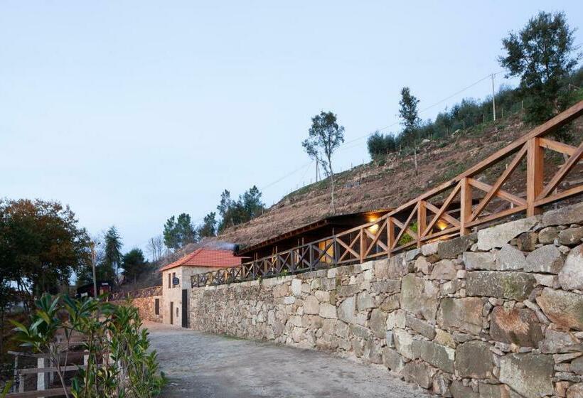 פנסיון Casa Do Avô