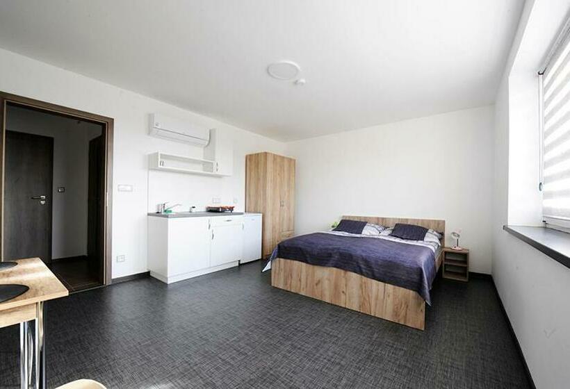 بنسيون Penzion šápara