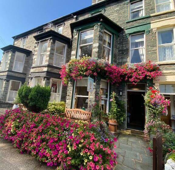 펜션 Rowan Tree Guest House