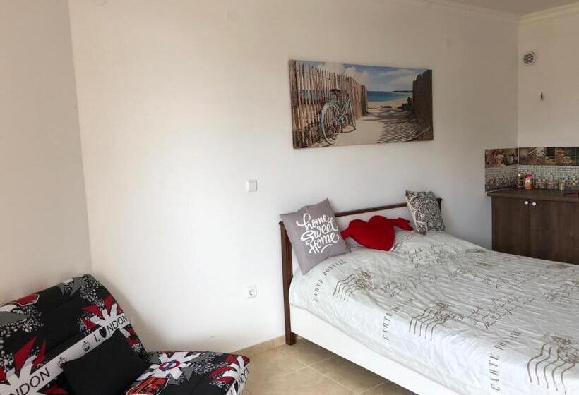 بنسيون Fregata Complex Marina