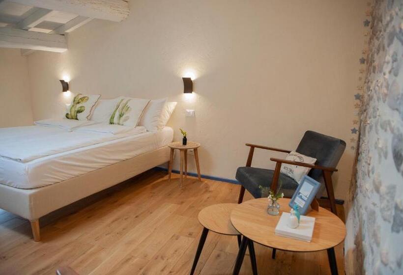 بنسيون Sun Garda