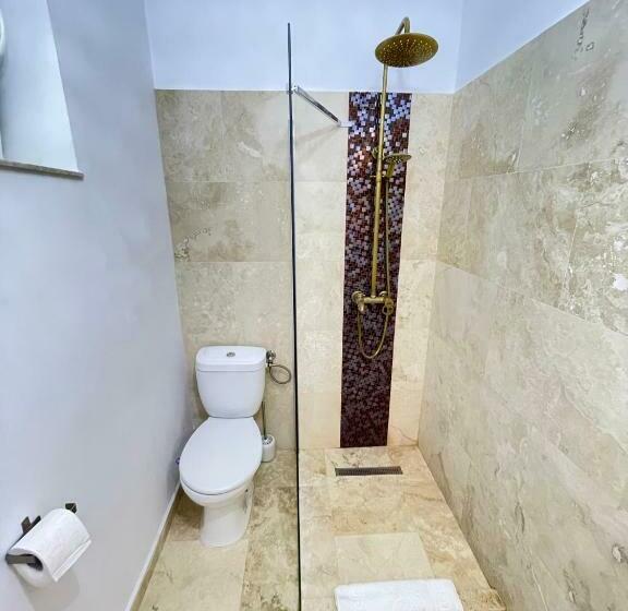 ペンション Vila Zoe Bucharestairport&therme&parking Otopeni