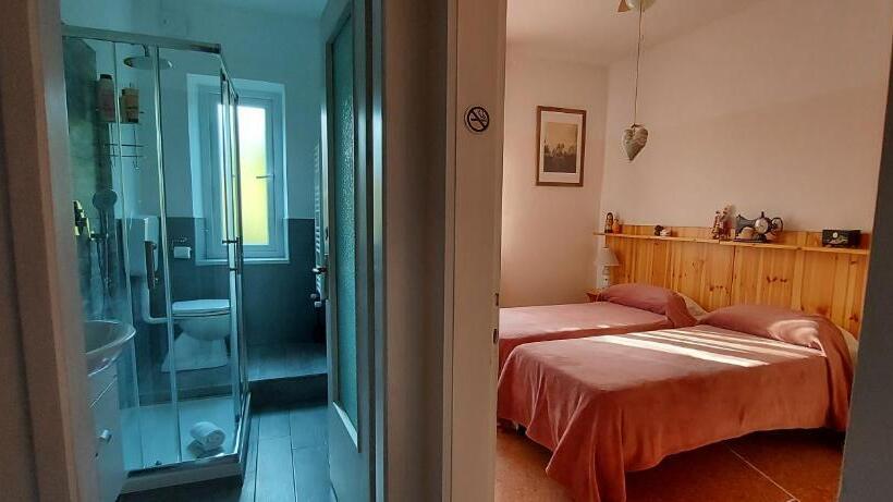 Villa Mira Bed And Breakfast