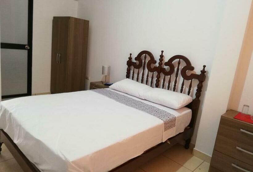 مبيت وإفطار Alojamiento Familiar Orquide@s