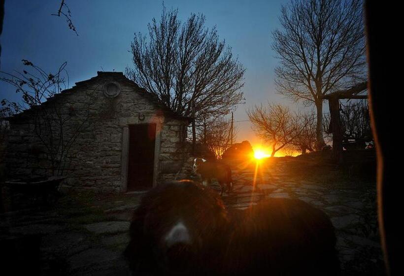 مبيت وإفطار Chevalier Claudio