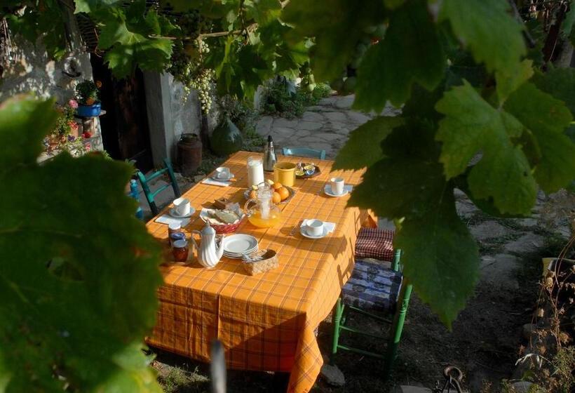 مبيت وإفطار Chevalier Claudio