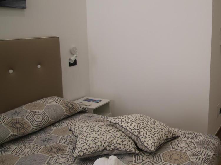 ベッドアンドブレックファースト Da Ninì