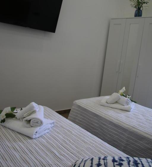 ベッドアンドブレックファースト Da Ninì