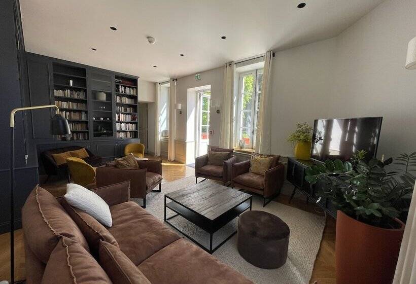 مبيت وإفطار Manoir De Villamont