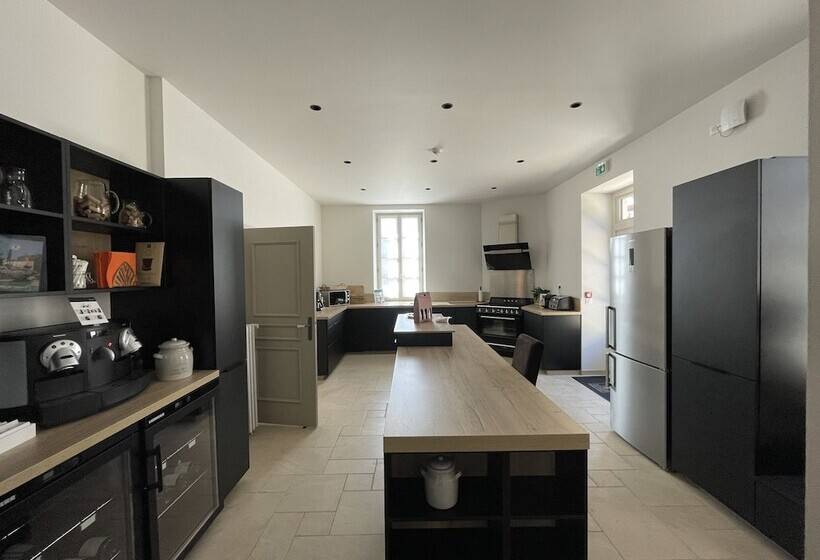 مبيت وإفطار Manoir De Villamont