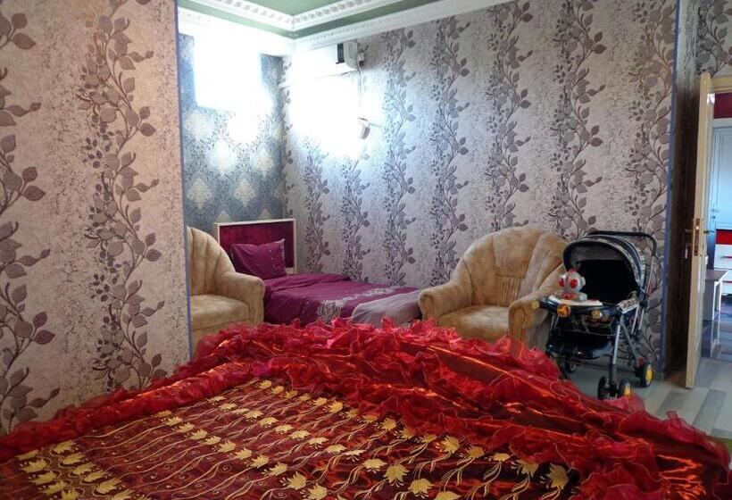 تختخواب و صبحانه Tubram S Ailəvi Qonaq Evi