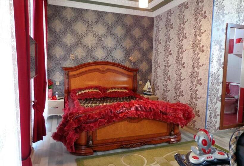 تختخواب و صبحانه Tubram S Ailəvi Qonaq Evi