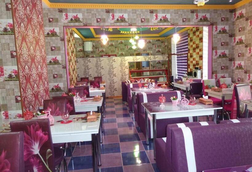 تختخواب و صبحانه Tubram S Ailəvi Qonaq Evi