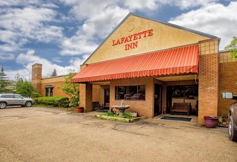 Отель Lafayette Inn