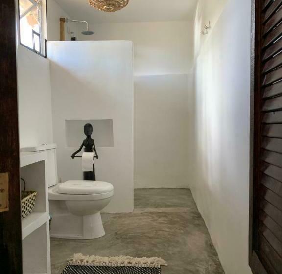 酒店 Three Little Birds Resort