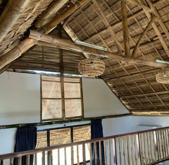 酒店 Three Little Birds Resort