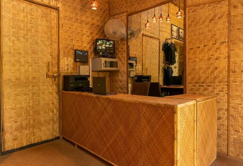 هتل Verandah   A Beautiful Story, Near Anjuna Beach