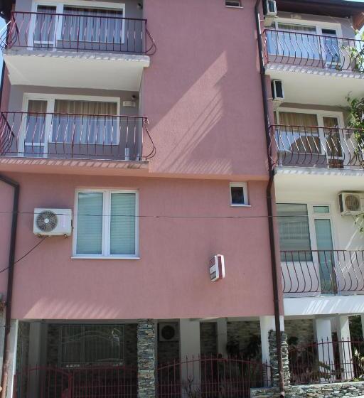 Пансион Guest House Villa Stefi