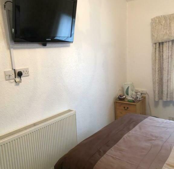 بنسيون Bayona Guest House