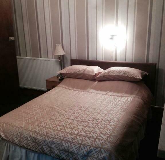 بنسيون Bayona Guest House