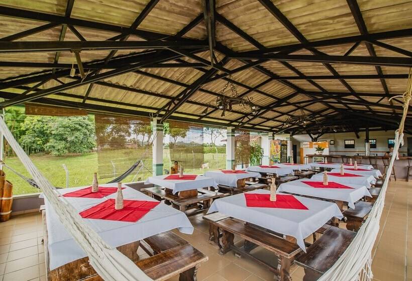 膳宿费 Hacienda Araucaria Habitacion 10