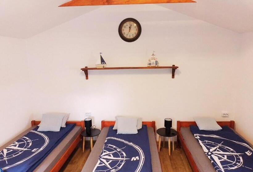 بنسيون Hűvös Nyaralóház Orosháza