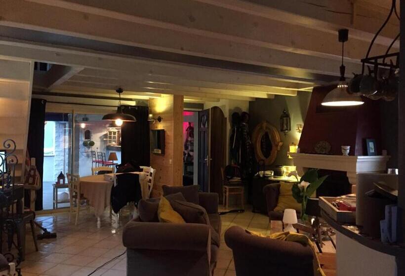 膳宿费 La Maison Des Vallées