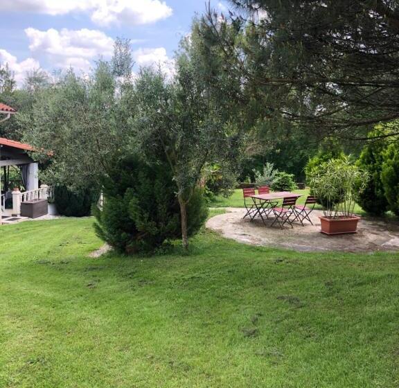 膳宿费 La Maison Des Vallées