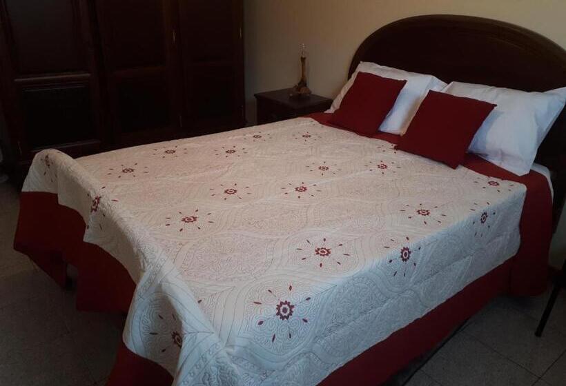 펜션 Porto Cruz House