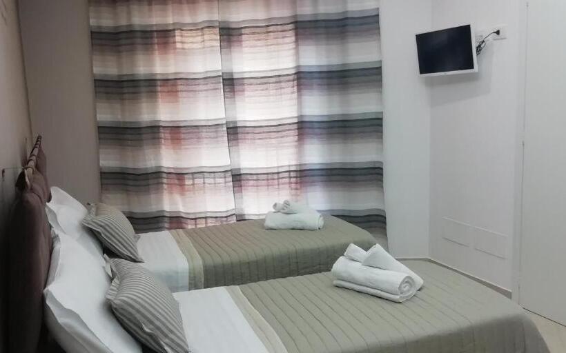 بنسيون Sogno D Estate 2