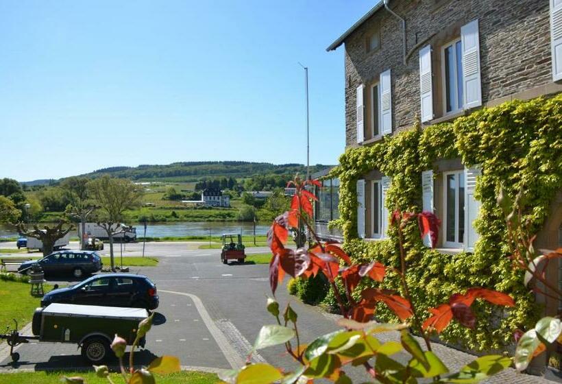 ペンション Weingut Erbes Henn