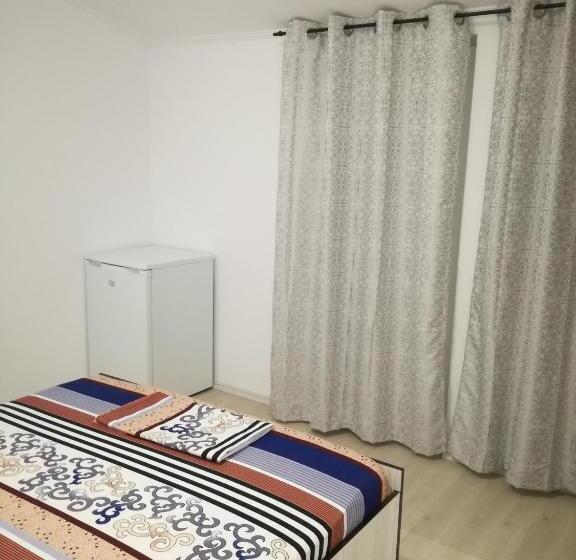 פנסיון Yraida S House Constanta