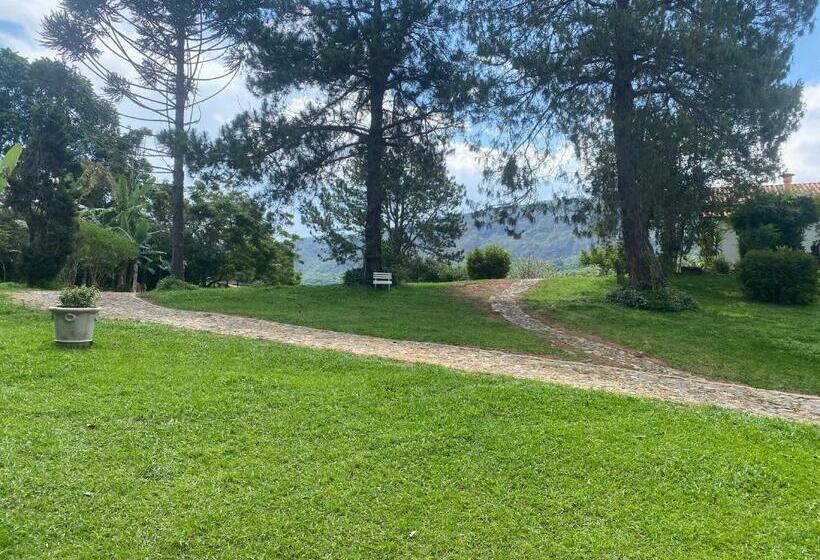 فندق صغير Segredo Da Serra Guest House